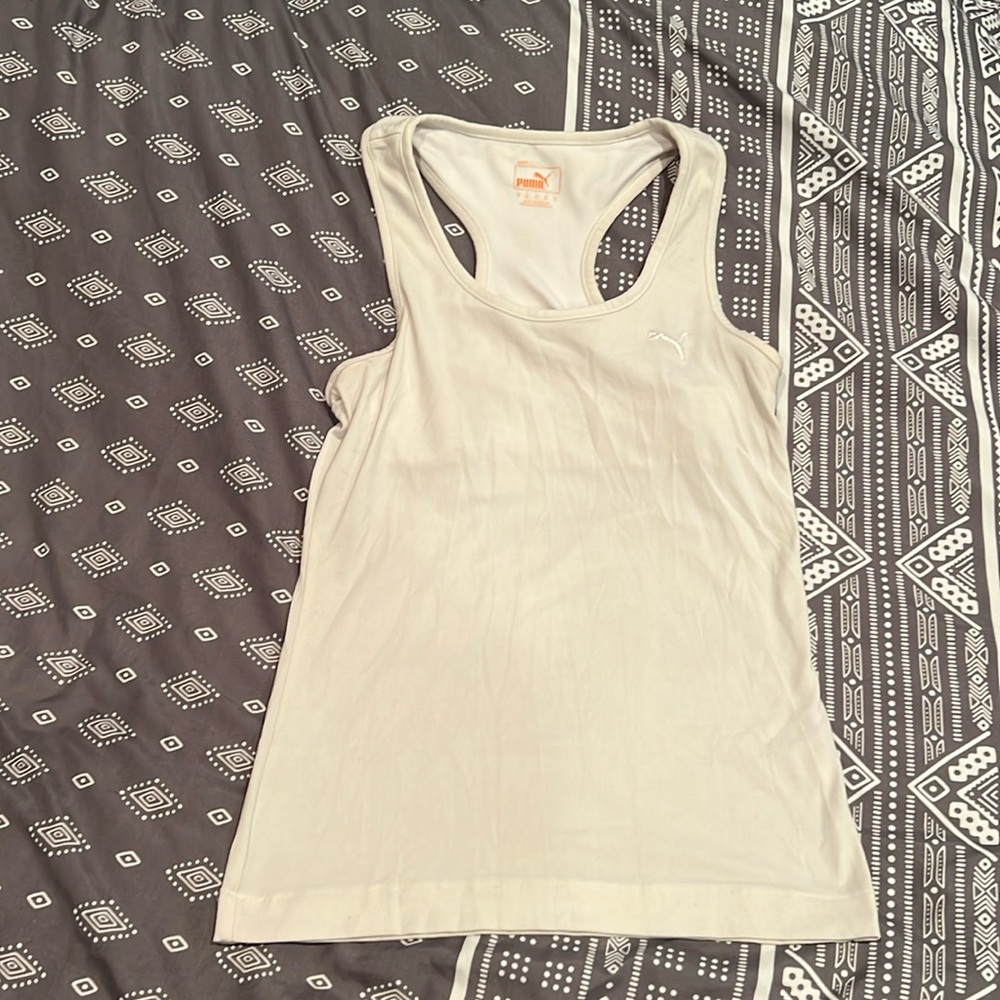 White puma workout shirt